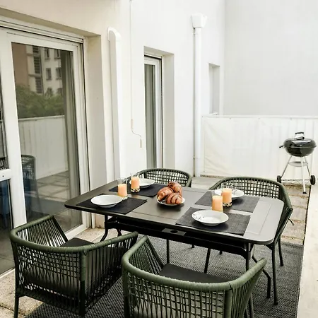 T2 Cocon Prestige Lyonnais : Securite Commodites דירה Vénissieux